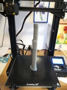 Creality Ender 3, stampa del manico di una spada laser